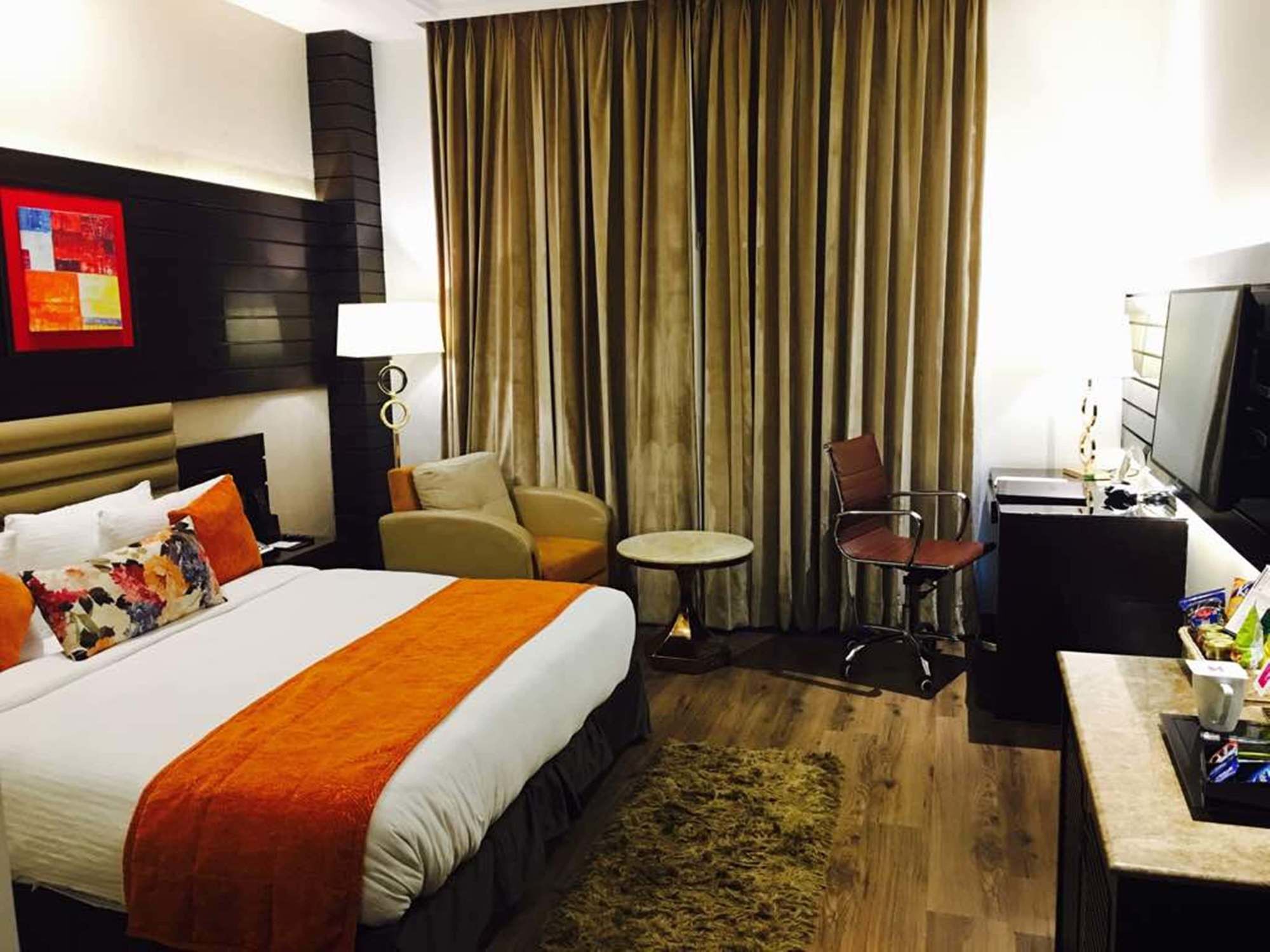 Regenta Central Amritsar Exterior photo